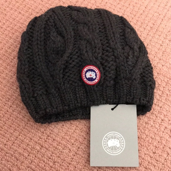 canada goose cable knit beanie